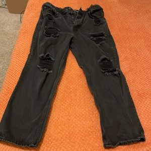 HIGH WAISTED BLACK RIPPED BOYFRIEND JEANS (NEVER WORN!)